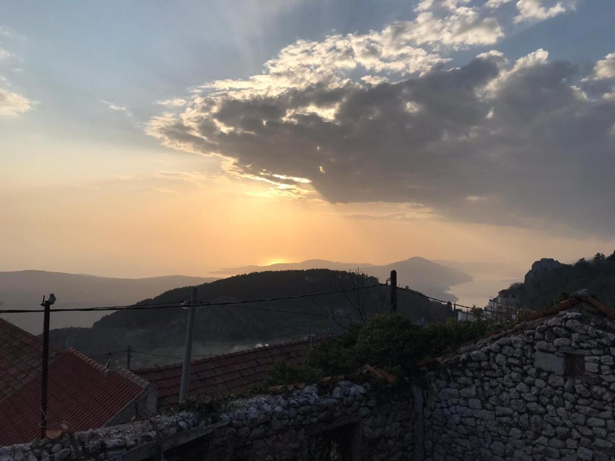 Romantic Rooftop View Hideaway- Old Town Nr 404 كوتور المظهر الخارجي الصورة
